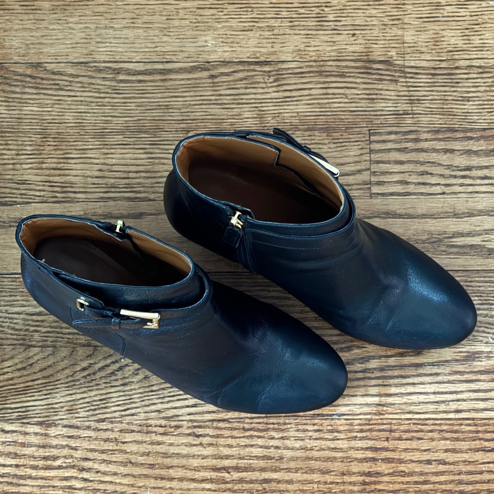 Nine West Black Leather Ankle Booties  Size 9.5